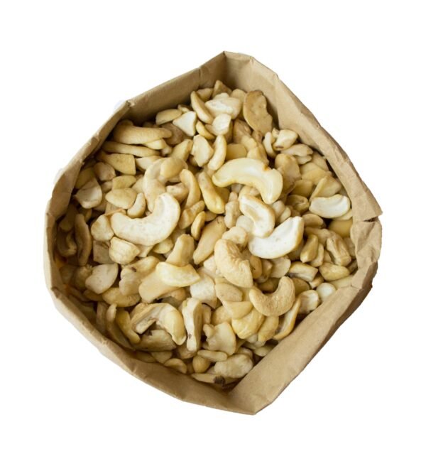 Organic cashew pieces