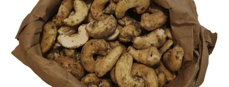 Salt & pepper cashews