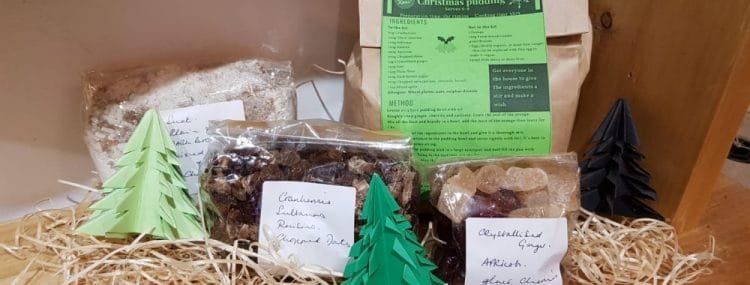 Christmas pudding kit (serves 6-8)