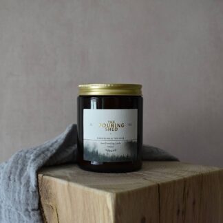 Original Darjeeling Tea rose soy candle.