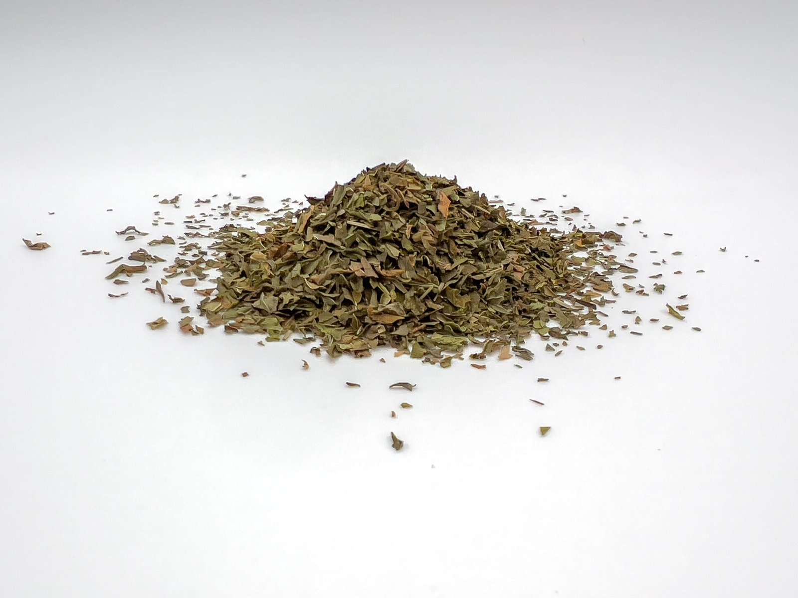 Organic dried mint