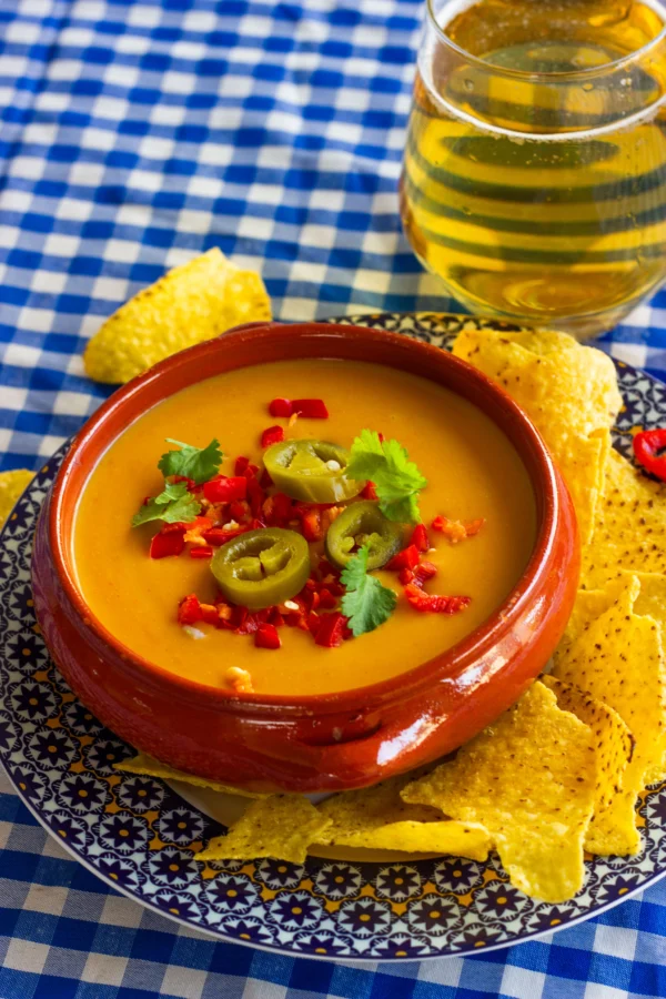 Nacho Sauce recipe with beer and nachos